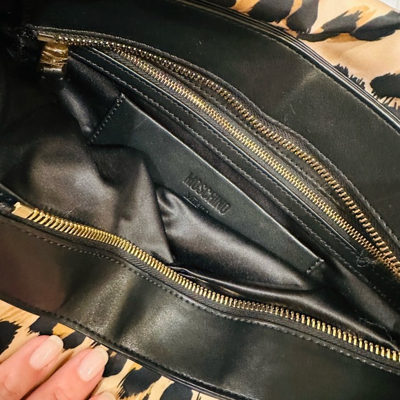 Fancy Crossbody Shopper … - Picture 3 of 8